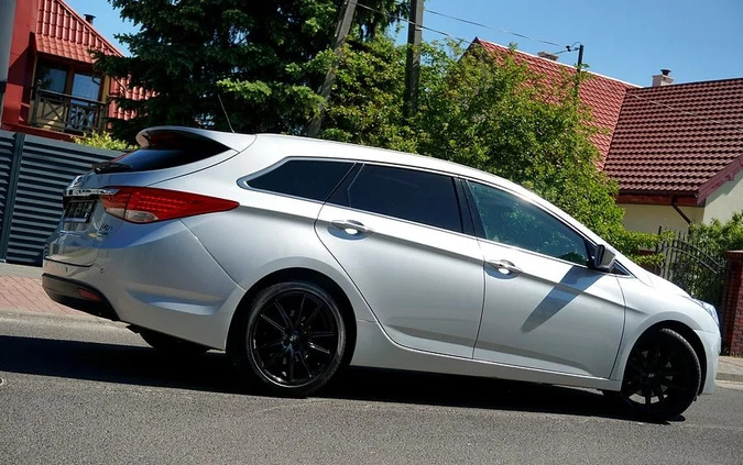 Hyundai i40 cena 36700 przebieg: 246000, rok produkcji 2011 z Płock małe 742